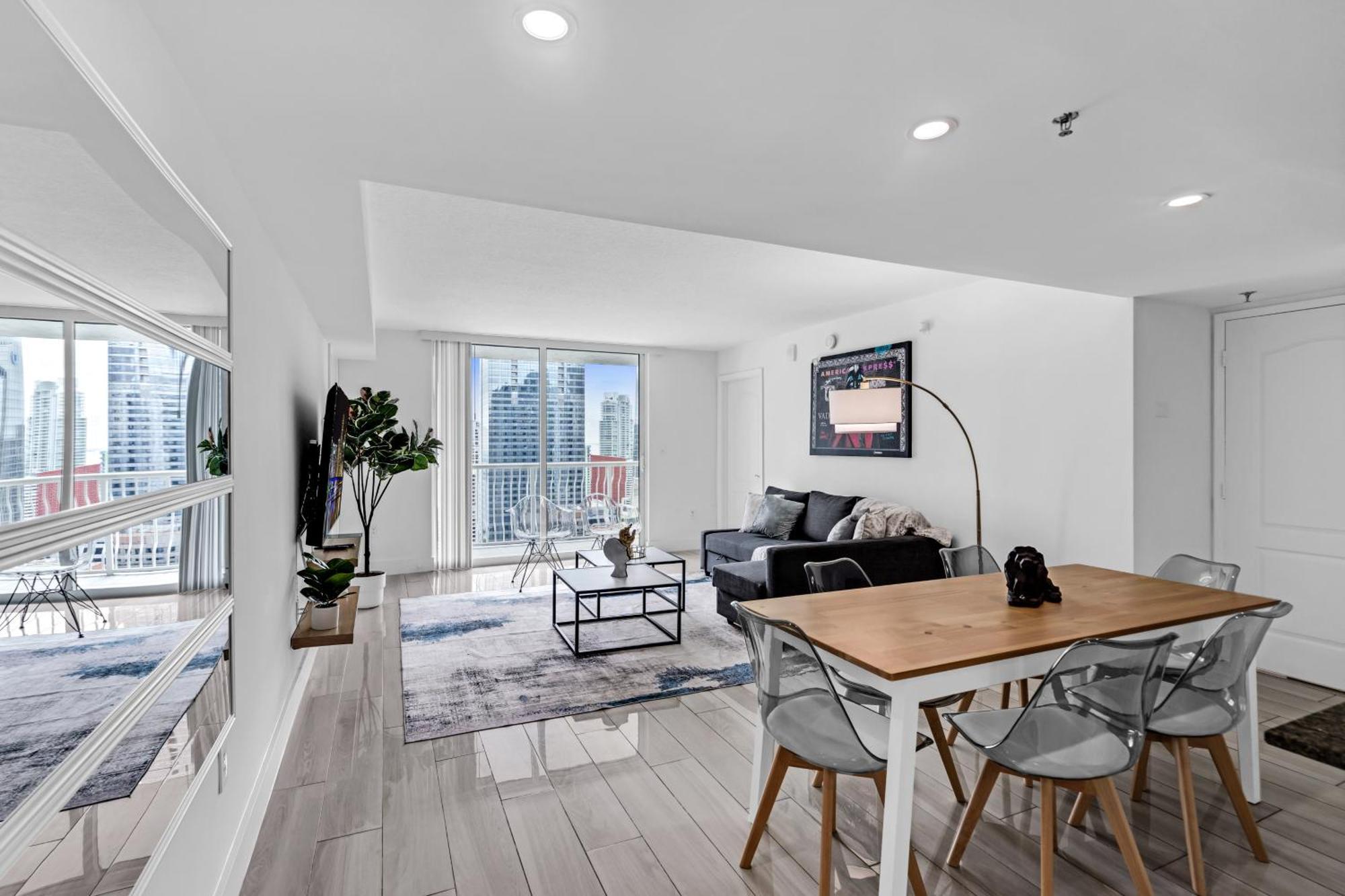 Lux 2B/2B Brickell - Free Parking Apartment ไมอามี ภายนอก รูปภาพ