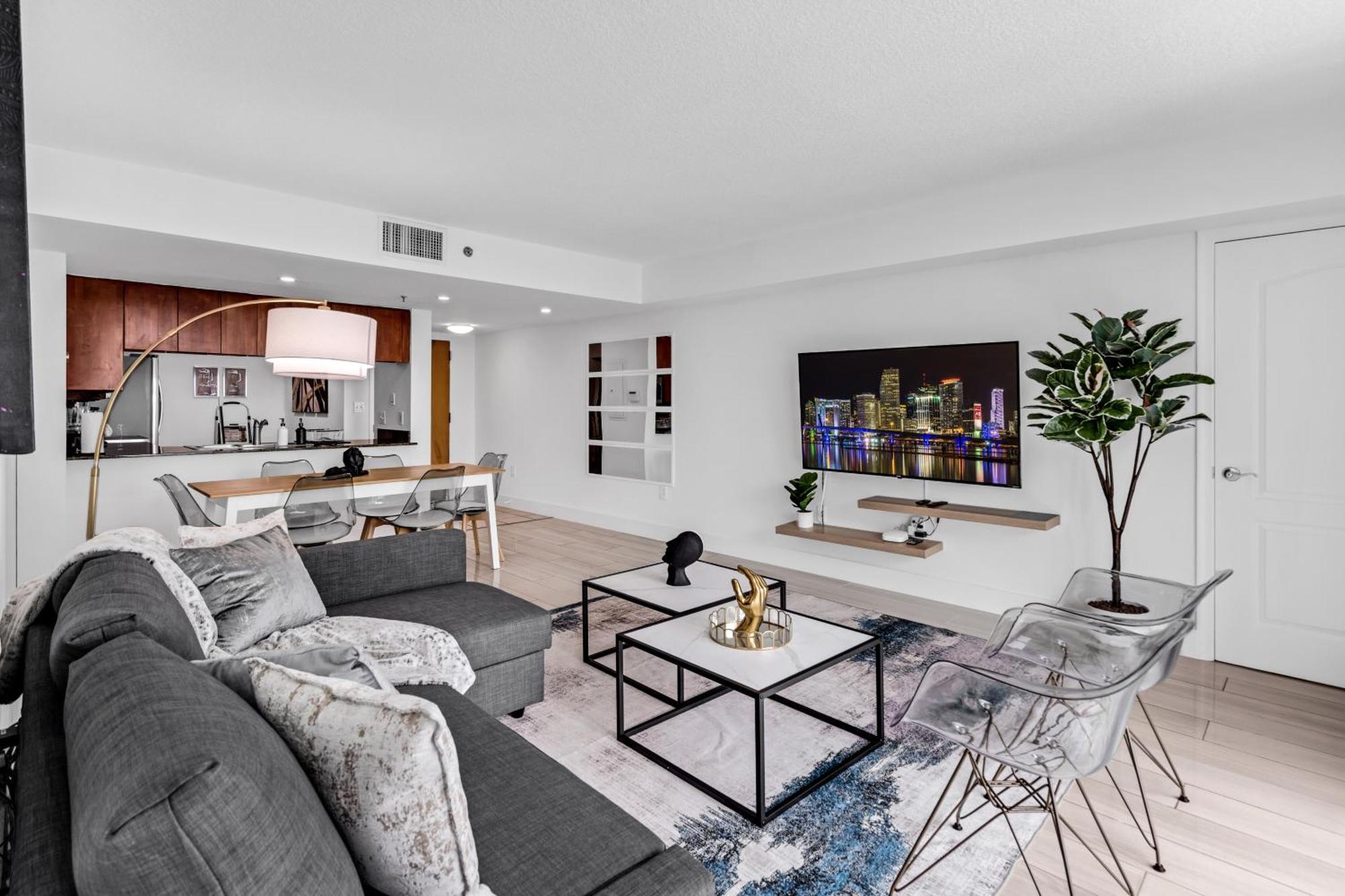 Lux 2B/2B Brickell - Free Parking Apartment ไมอามี ภายนอก รูปภาพ